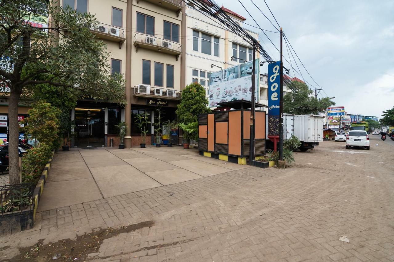 Reddoorz Plus Near Soekarno Hatta Airport 2 Tangerang Exterior foto